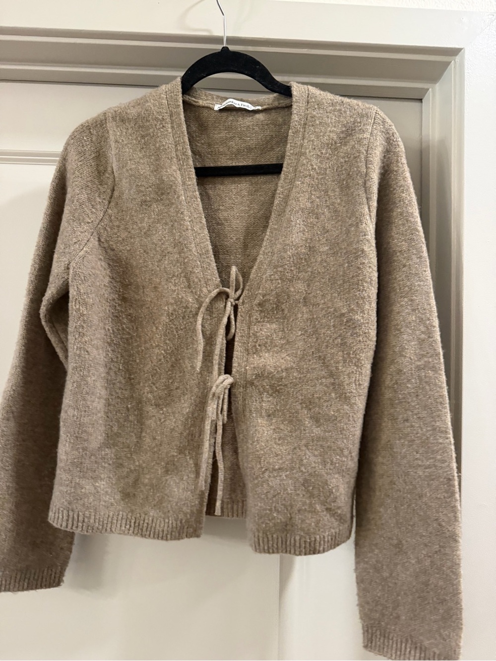 Abercrombie & Fitch Taupe Tie-Front Women's Cardigan